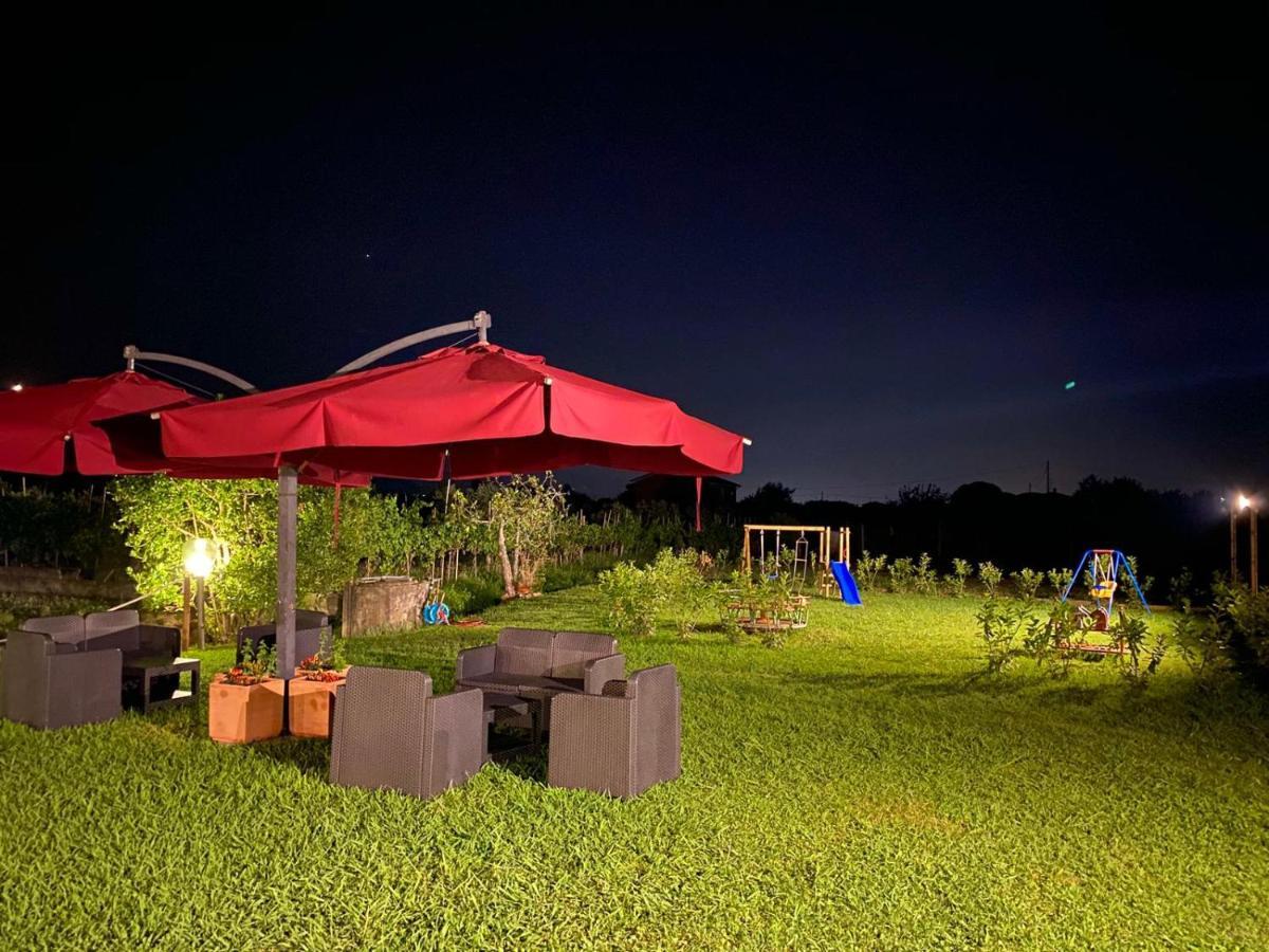 Agriturismo Calendiluna Luni Buitenkant foto